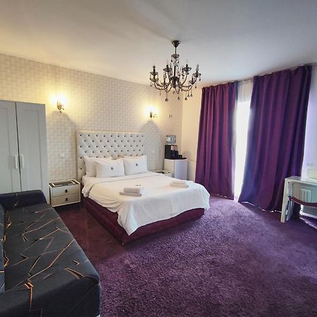 Iris Boutique Therme & Bucharest Otopeni Airport Bagian luar foto