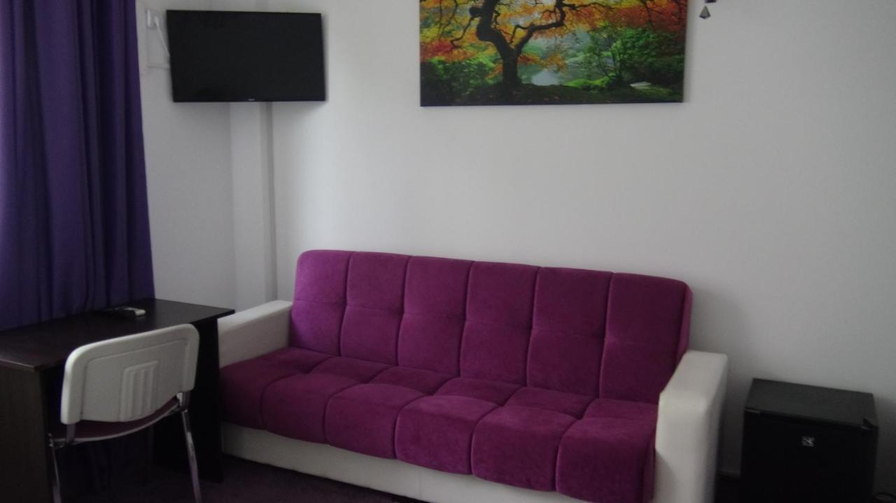 Iris Boutique Therme & Bucharest Otopeni Airport Bagian luar foto